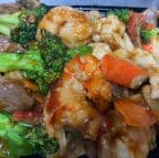 Best Happy Family全家福 in Levittown, NY