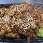 Best Crispy Sesame Beef 芝麻牛 in Levittown, NY